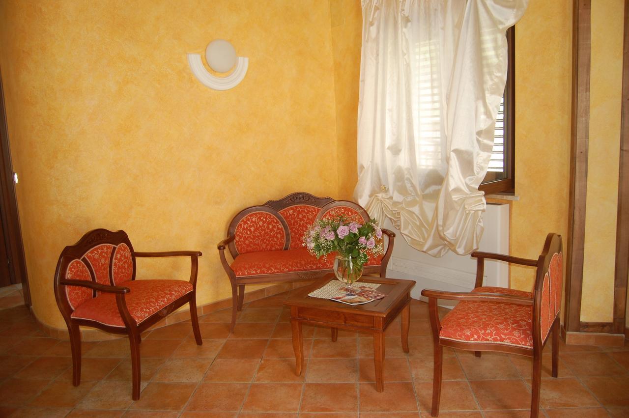 B&B La Tana Dell'Orso Villalago Dış mekan fotoğraf