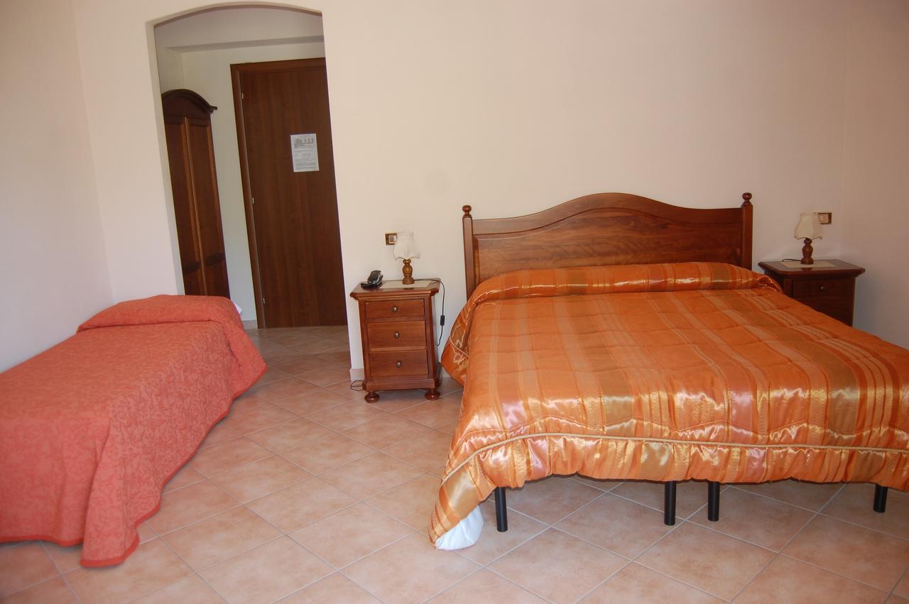 B&B La Tana Dell'Orso Villalago Dış mekan fotoğraf